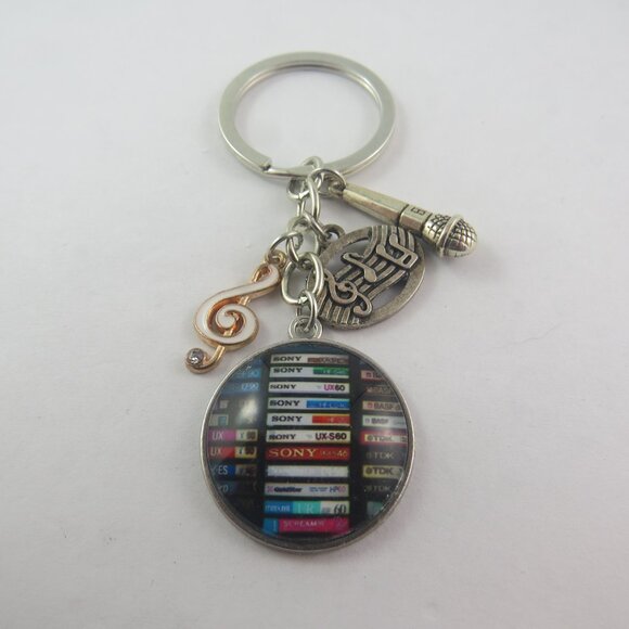 Music Keychain Music Lover Key Ring Retro Cassette Tape Keychain Gift for Her - Picture 3 of 4
